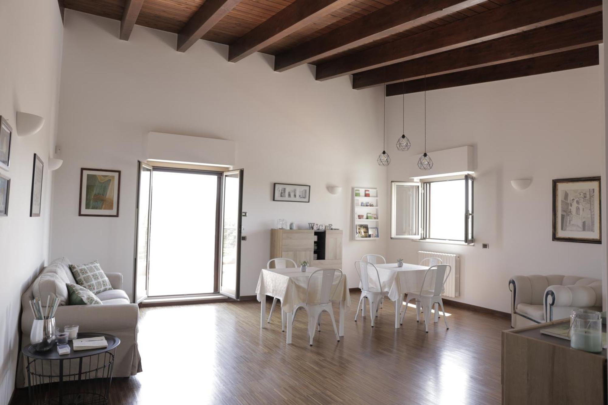 B&B Valleluna Trani Esterno foto